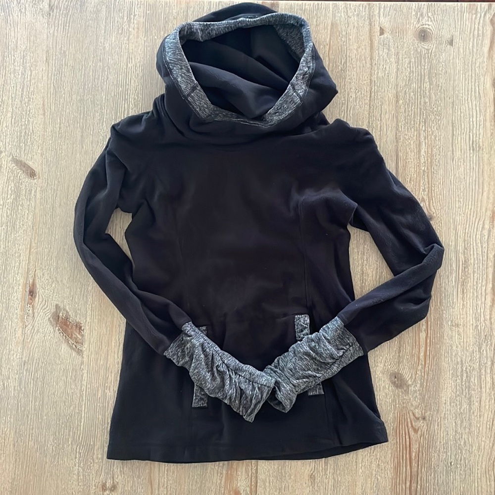 Lululemon scuba pullover